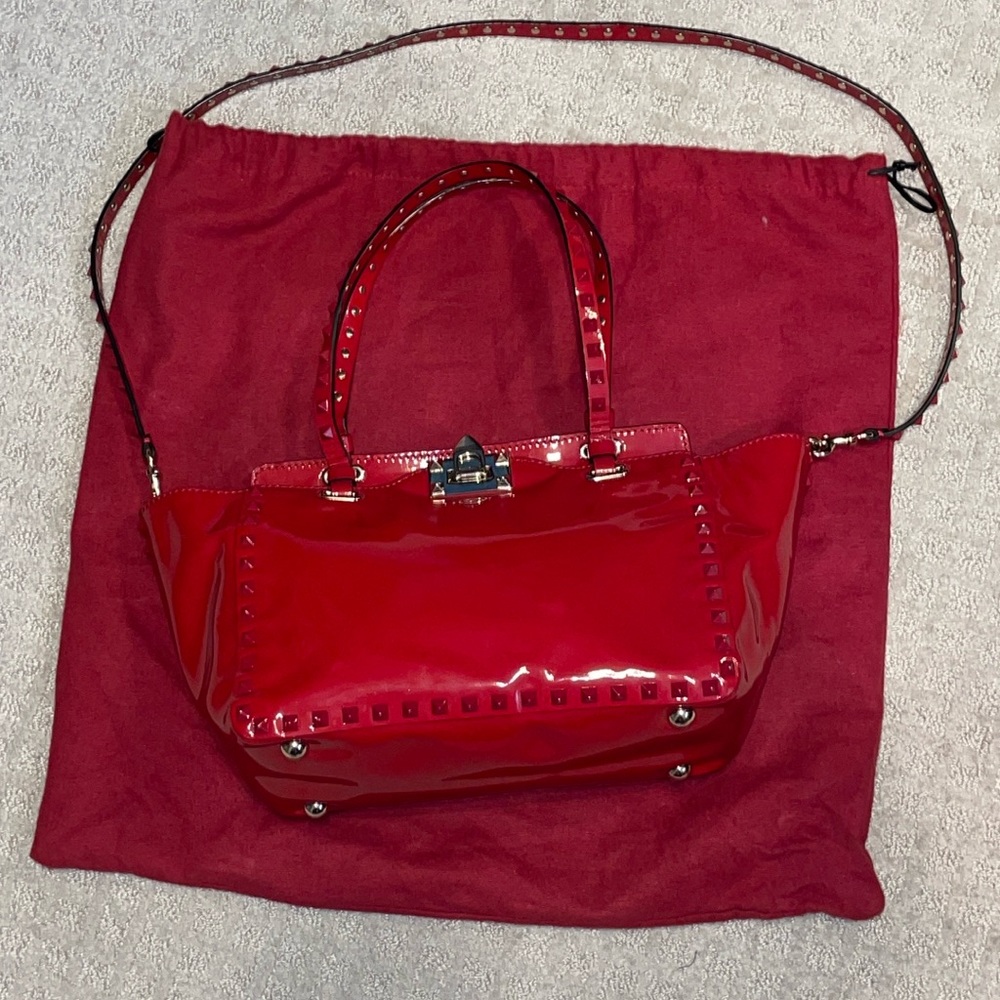 EUC Valentino Rockstud Trapeze Patent Leather bag